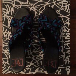 💯 Authentic Diane Von Furstenberg Slide, Sz 38